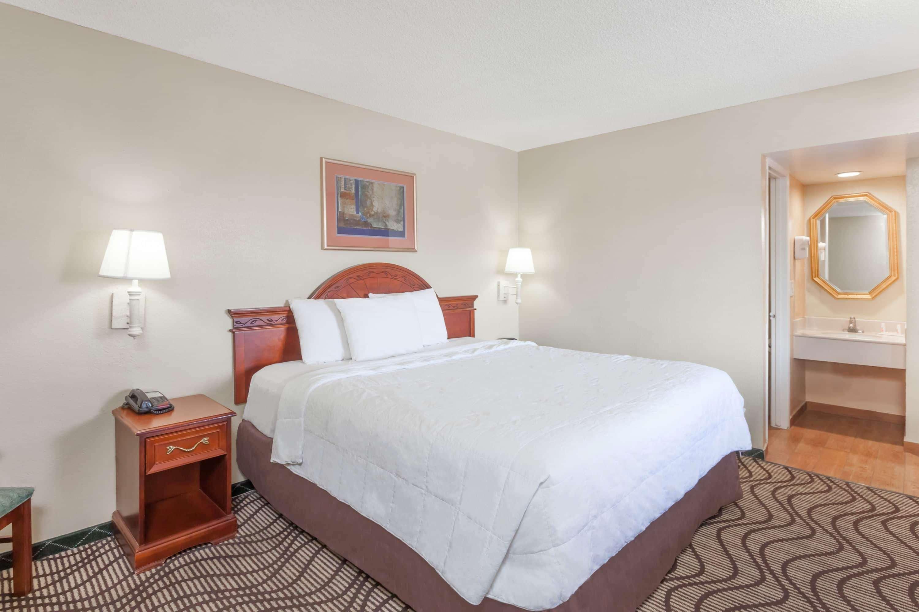 Travelodge By Wyndham Victorville Exterior foto
