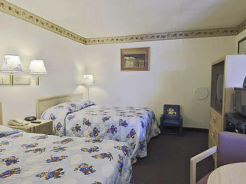 Travelodge By Wyndham Victorville Exterior foto